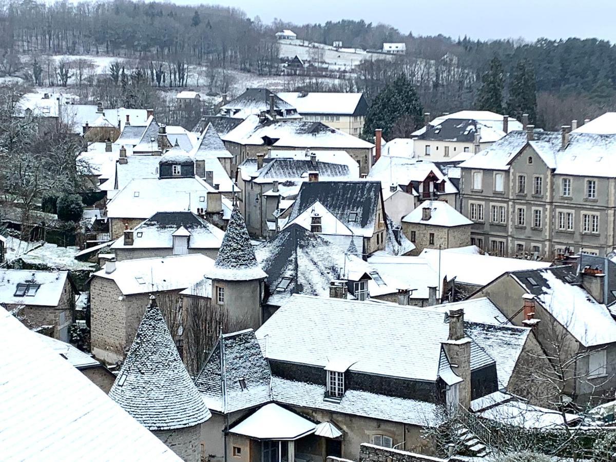 Treignac Tourelles Daire Dış mekan fotoğraf